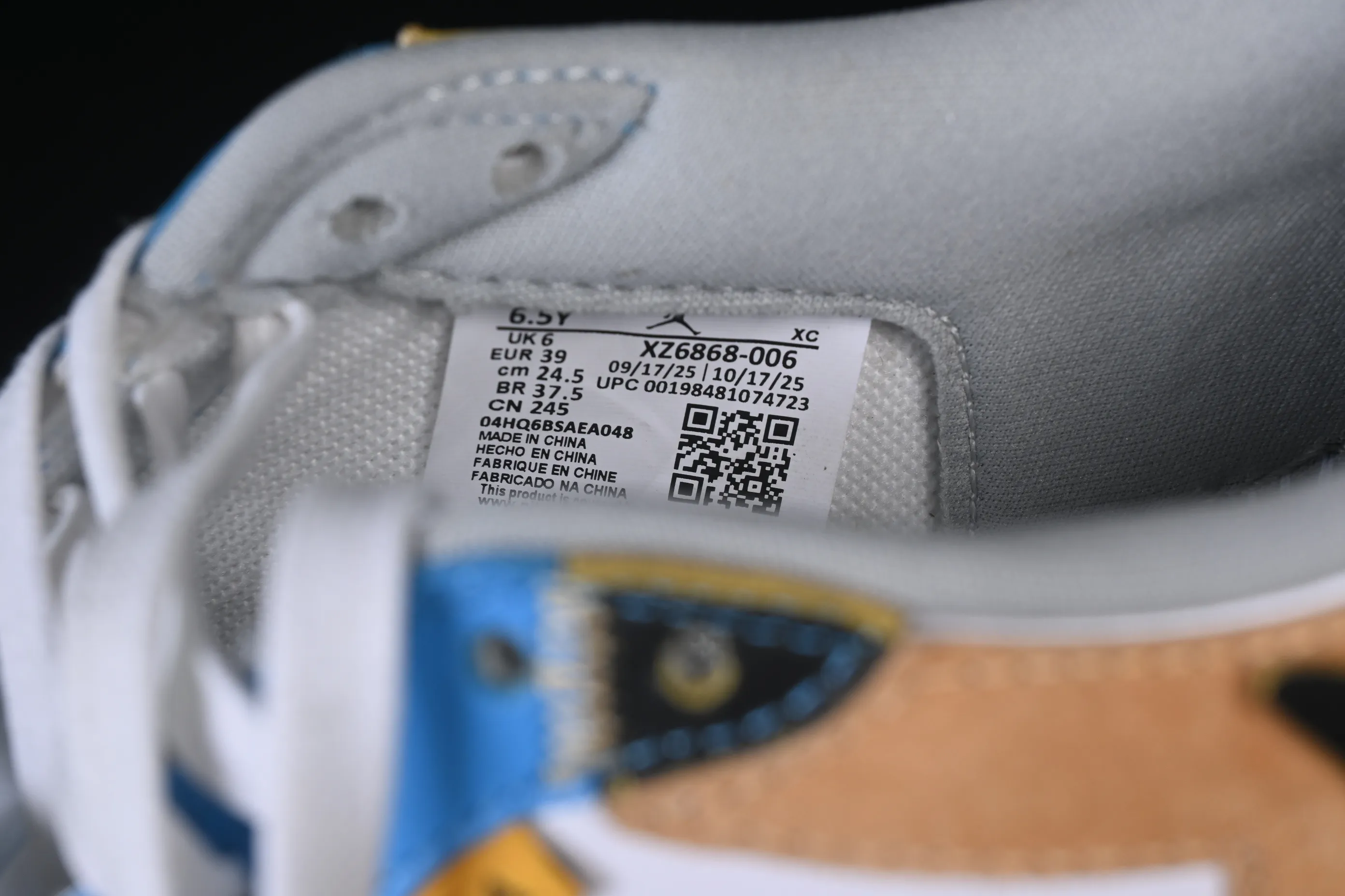 All Categories Air Jordan Jordan Series Basketball Shoes Air Jordan 1 Low Travis Scott x Air Jordan 1 Low OG AJ1 Joe 1 Joint Overhead XZ6868-006